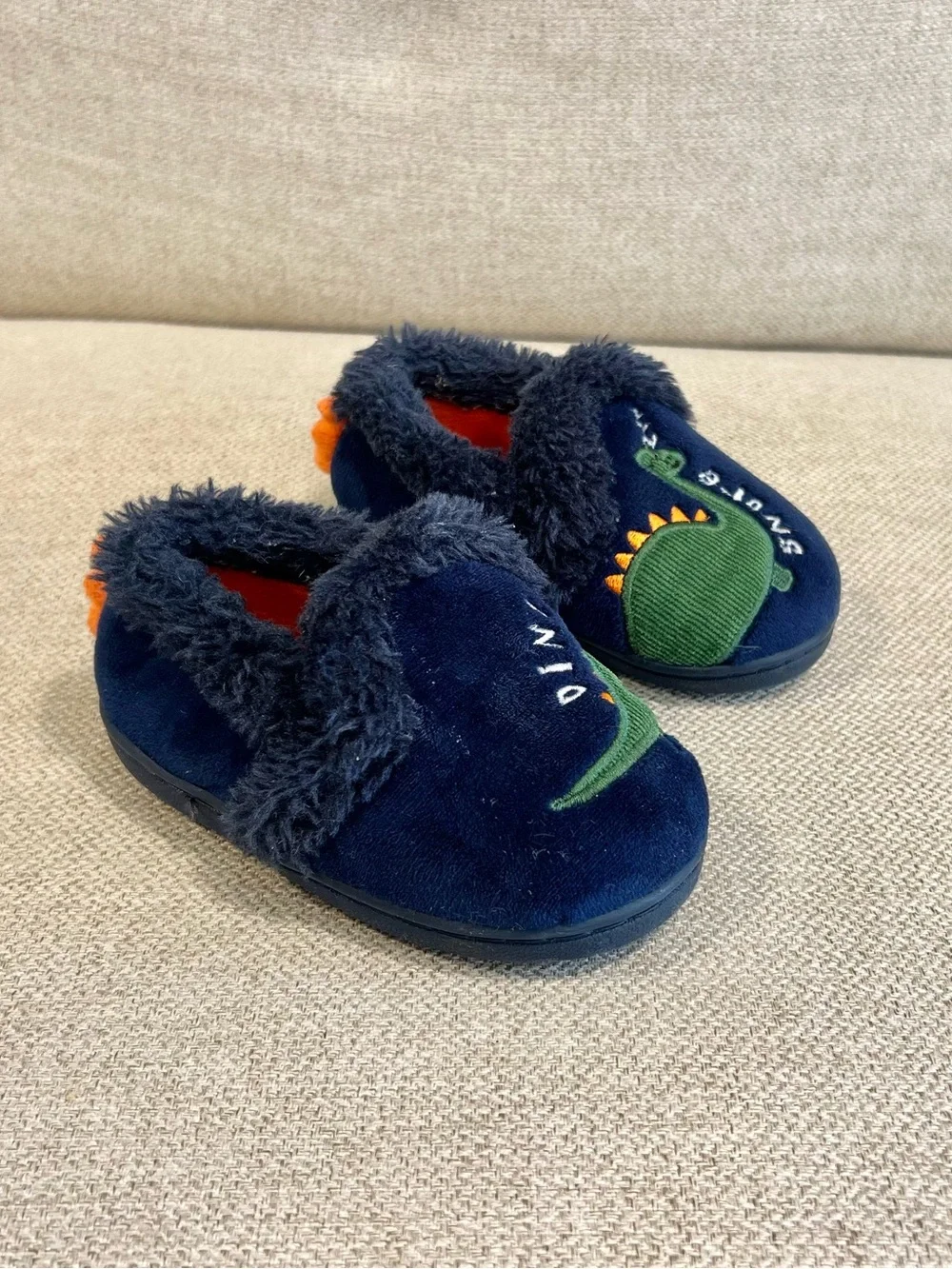 Wonder Nation Dino Snores Fuzzy Slippers Toddler Size 5-6 GUC